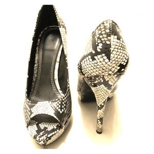Black and White Aldo Heels